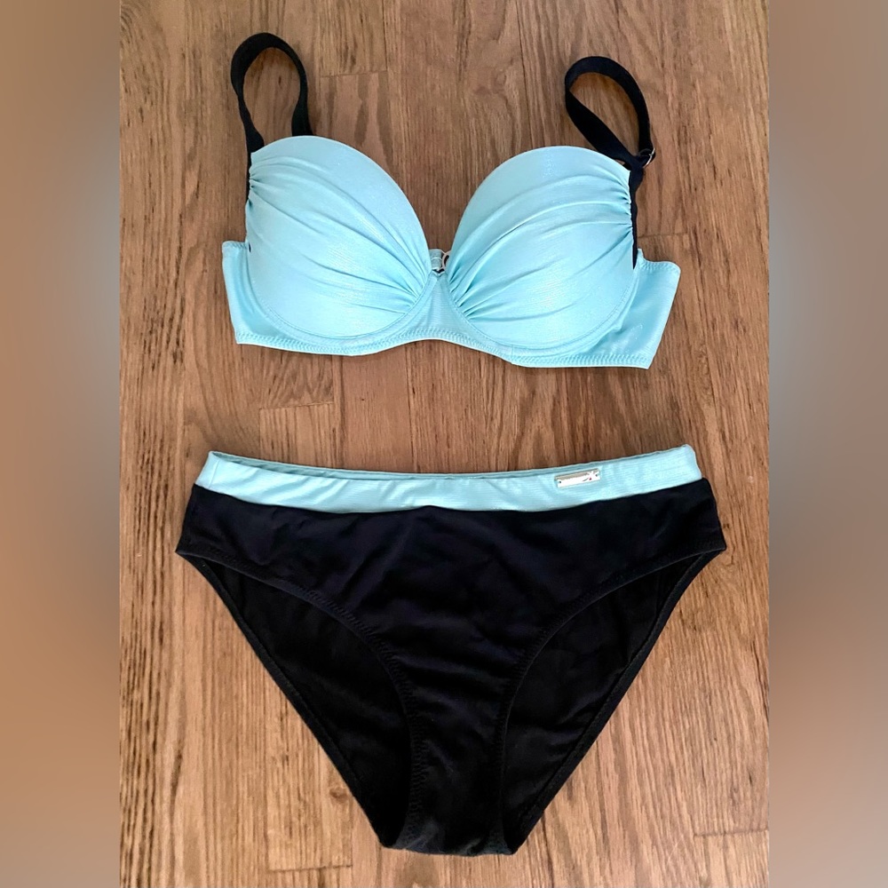👙 BEAUTIFUL SHINY BIKINI